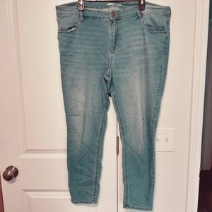 Old Navy Super Skinny Ankle Jeans